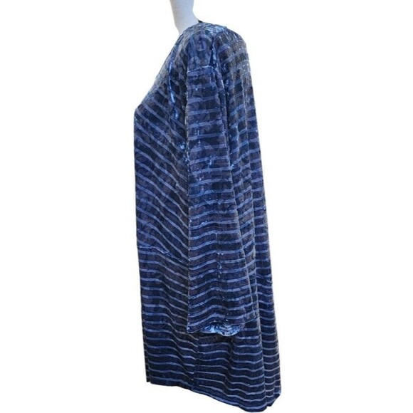 Catherines Velvet Burnout Top Size 2X Blue Super Soft - Picture 6 of 8